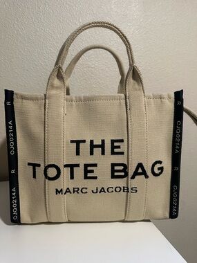 Marc Jacobs The Tote Bag